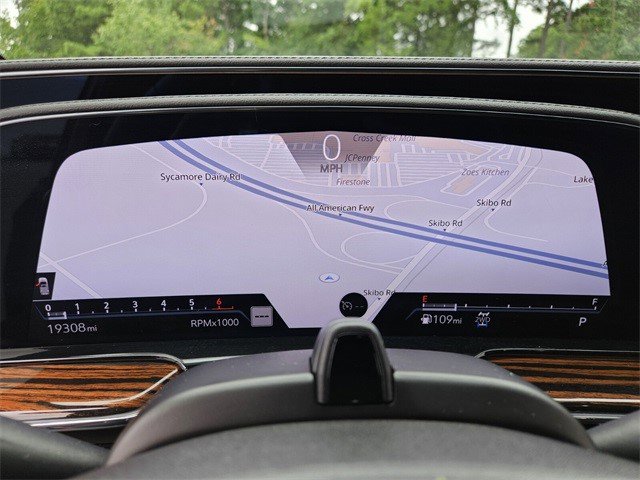 Certified 2024 Cadillac Escalade ESV Premium Luxury w/ Performance Package image 28