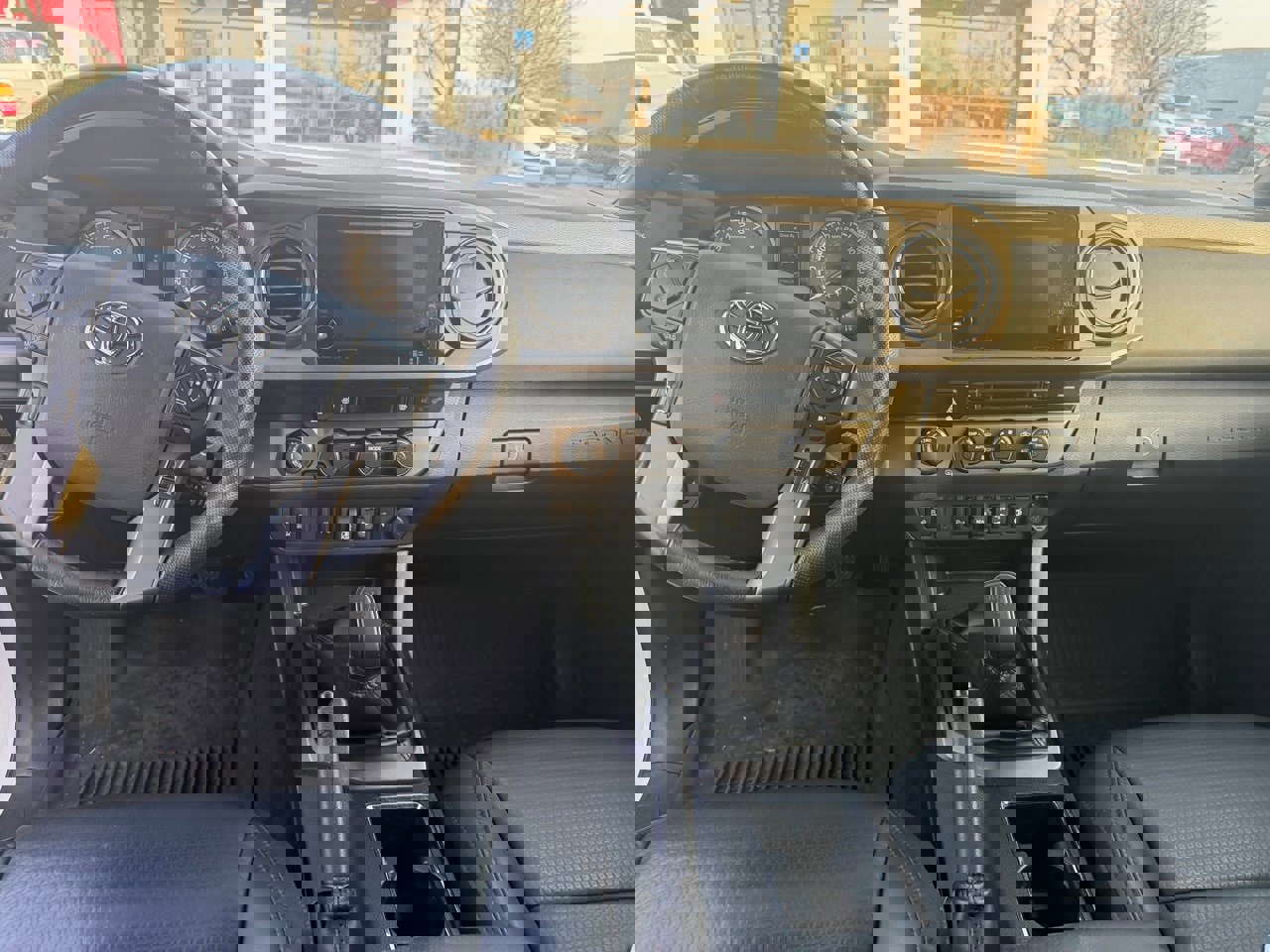 Certified 2019 Toyota Tacoma TRD Off-Road image 5