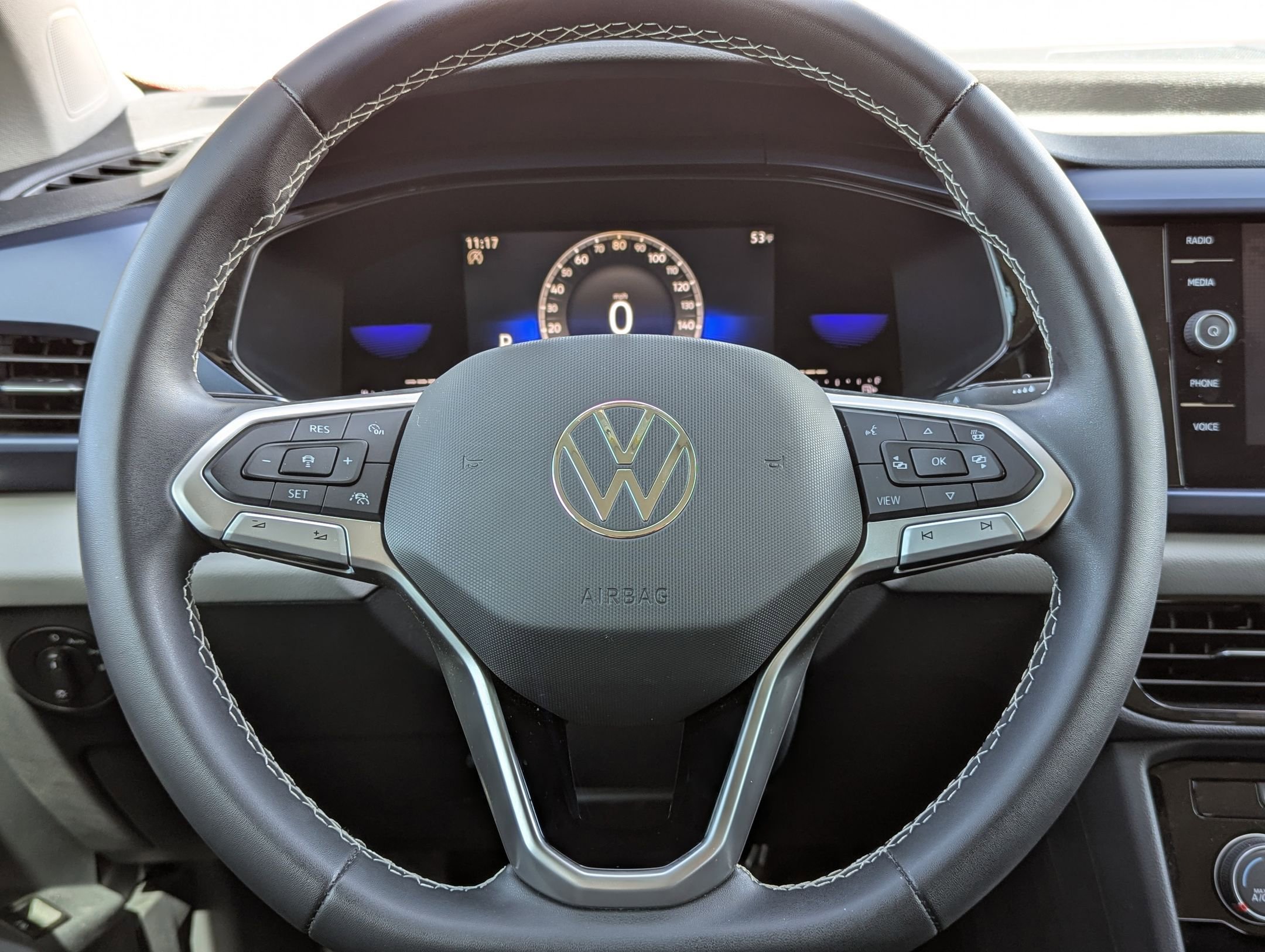 Used 2023 Volkswagen Taos SE image 20