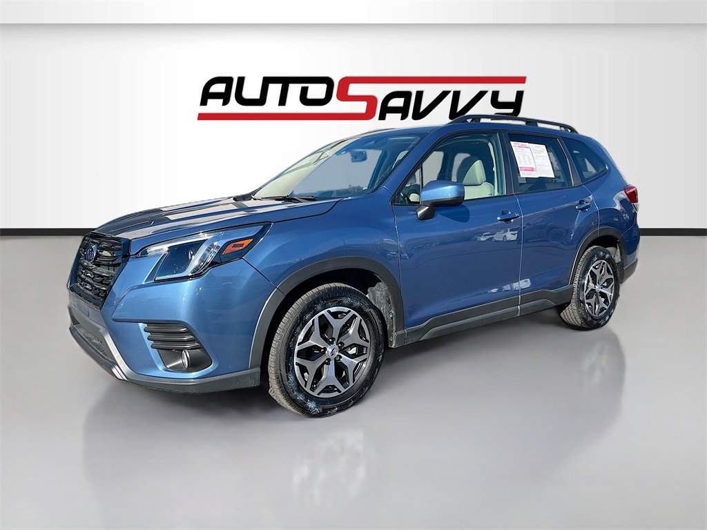 Used 2024 Subaru Forester Premium image 3
