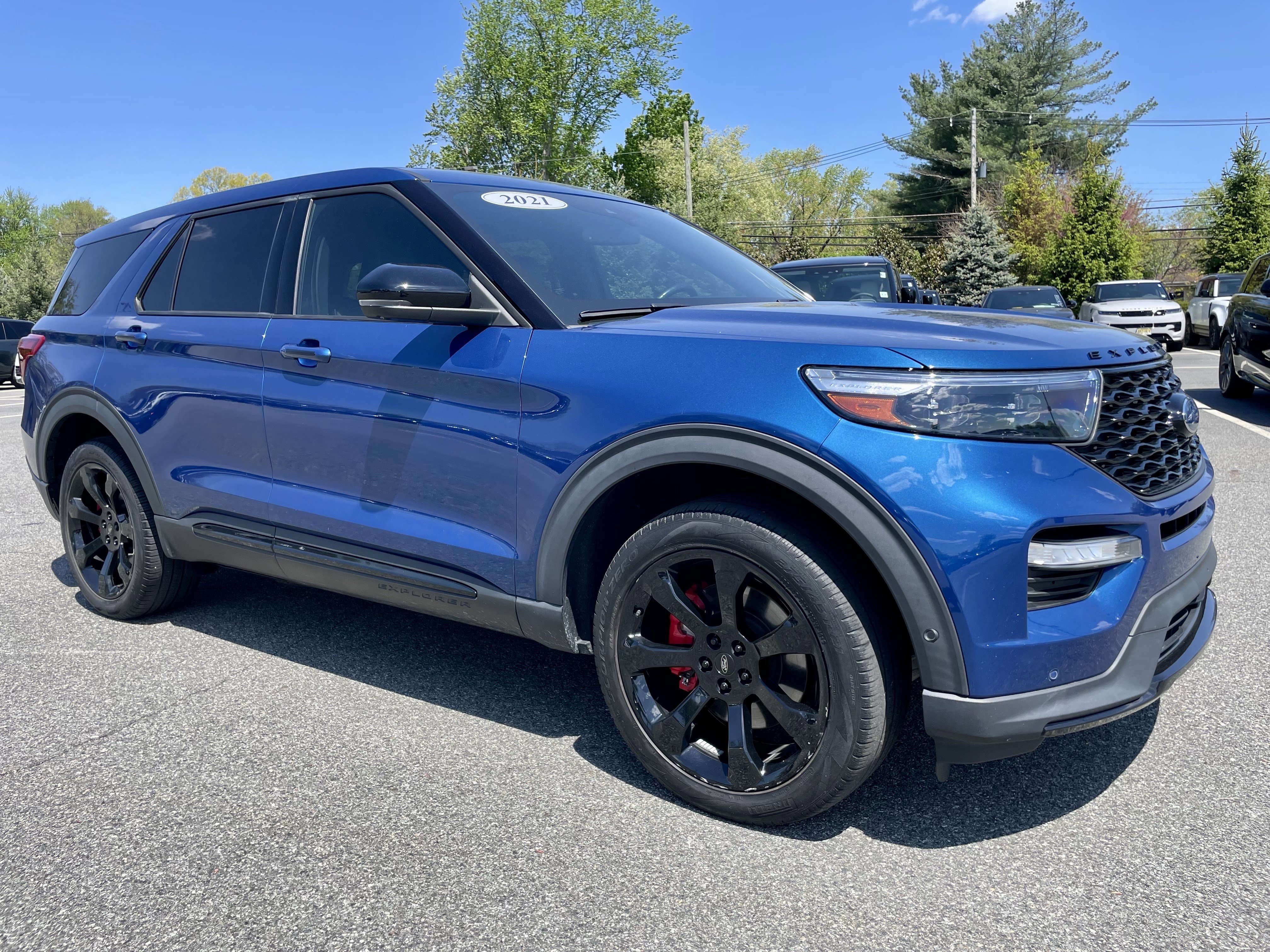 Used 2021 Ford Explorer ST w/ Equipment Group 401A AWD/4WD image 3