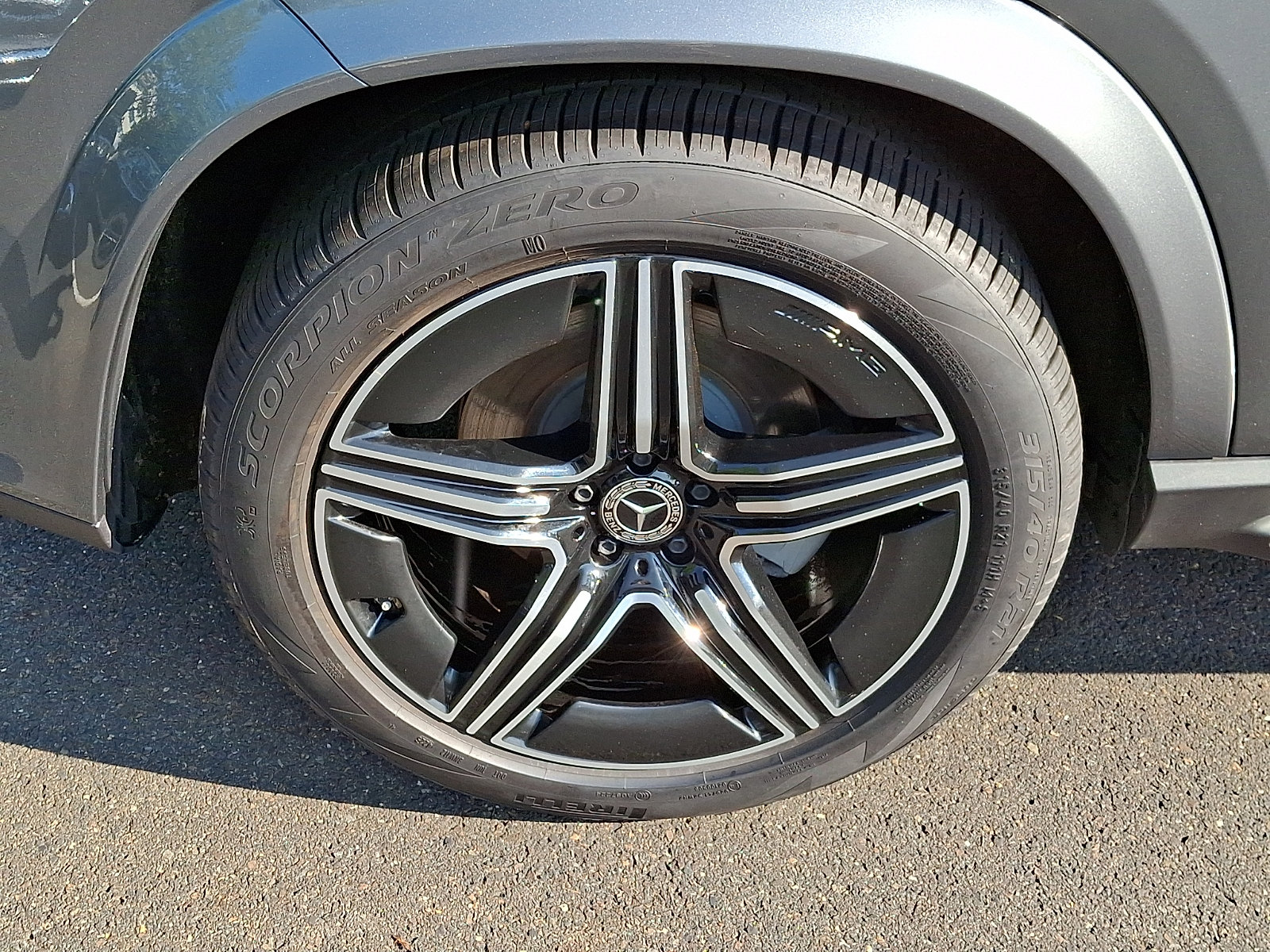 New 2026 Mercedes-Benz GLE 450 4MATIC image 7