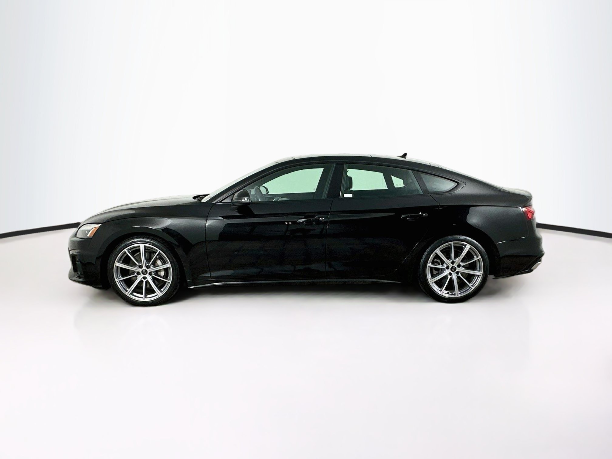 Used 2025 Audi A5 2.0T Premium Plus AWD/4WD image 4
