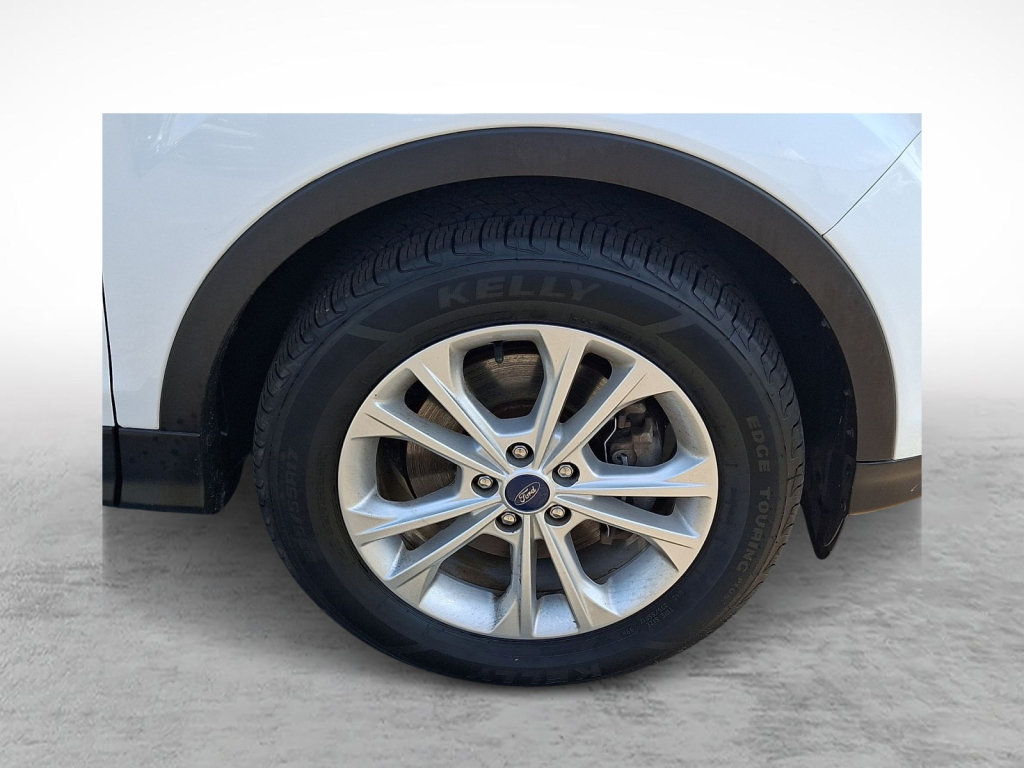 Used 2017 Ford Escape SE AWD/4WD image 9