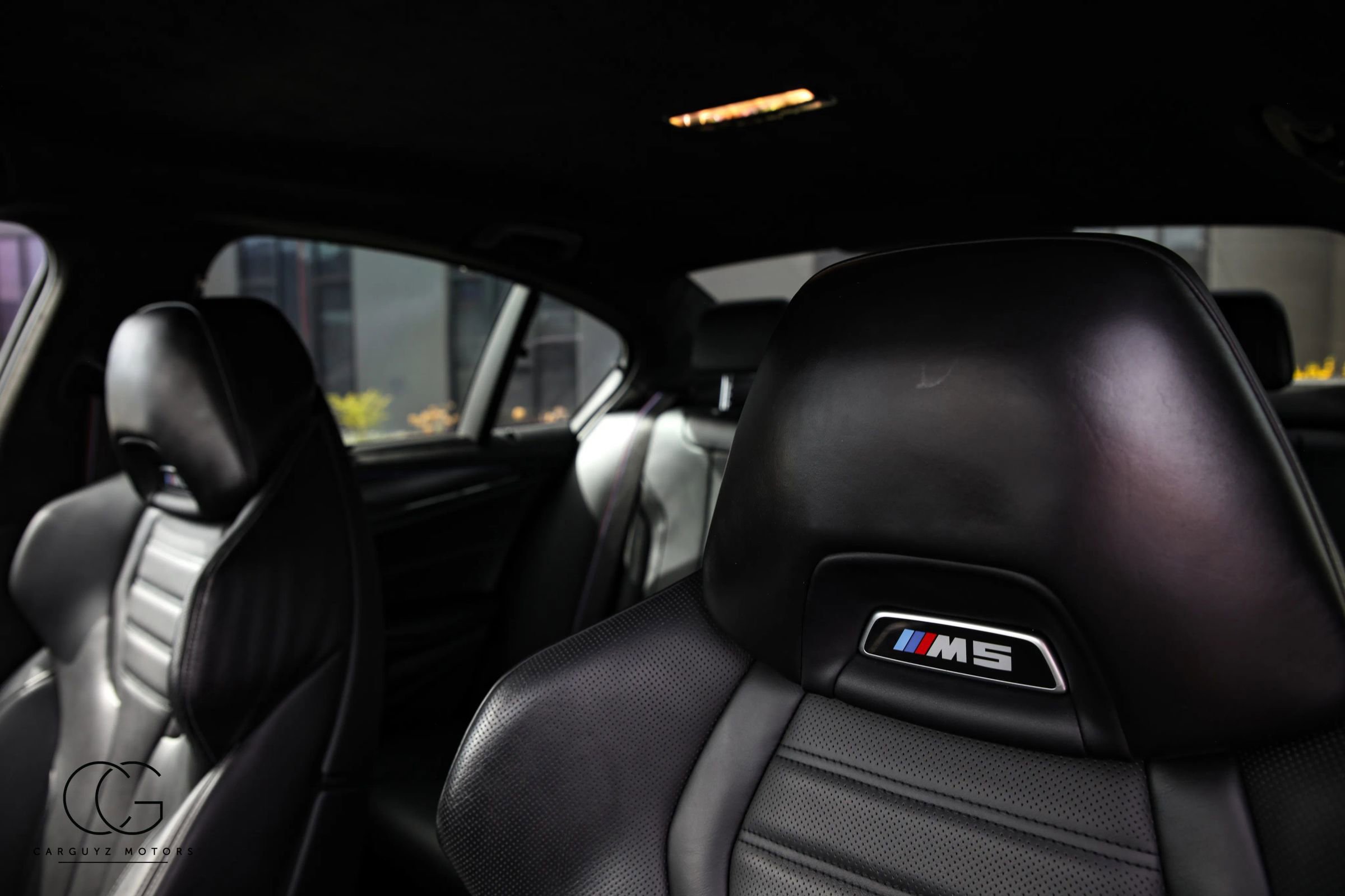 Used 2019 BMW M5 w/ Executive Package image 32