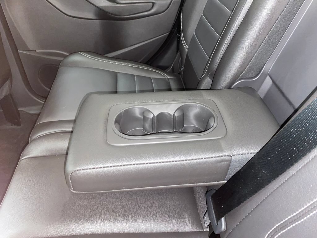 Used 2015 Ford Escape Titanium w/ Equipment Group 301A AWD/4WD image 14