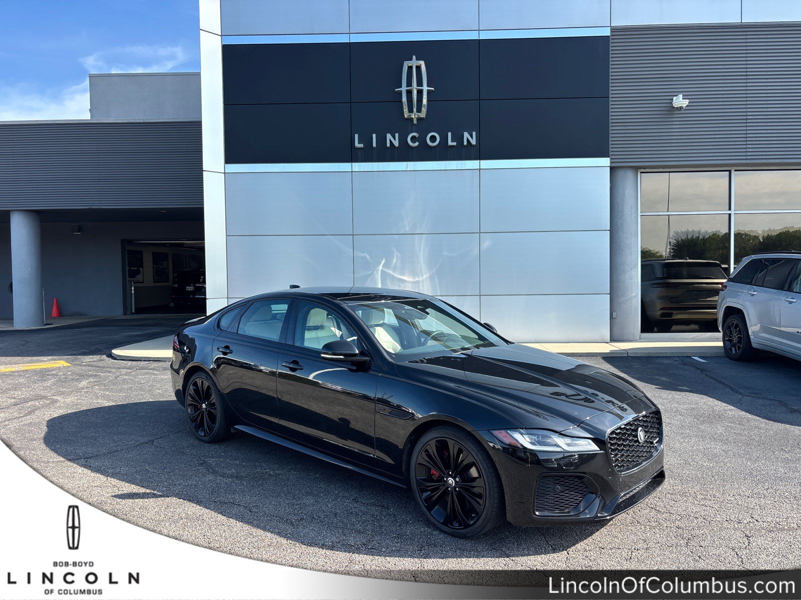 Used 2024 Jaguar XF R-Dynamic SE AWD/4WD image 1