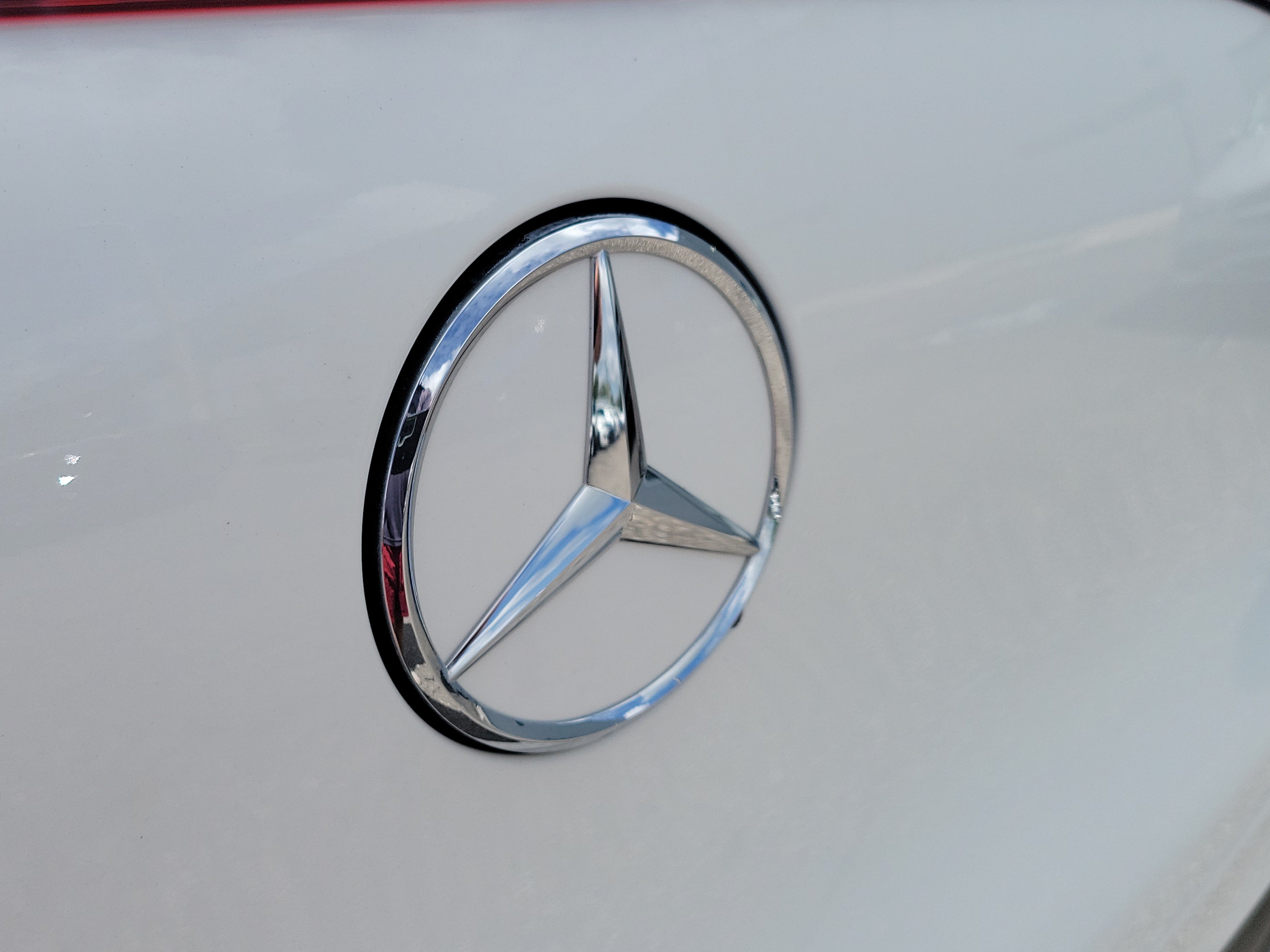 Certified 2023 Mercedes-Benz EQE 500 4MATIC SUV image 31