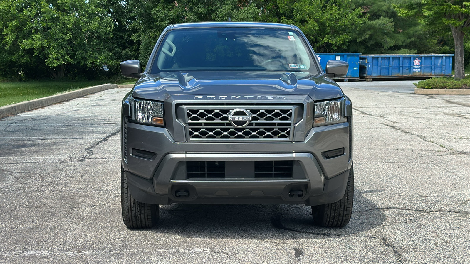 Used 2022 Nissan Frontier SV AWD/4WD image 3