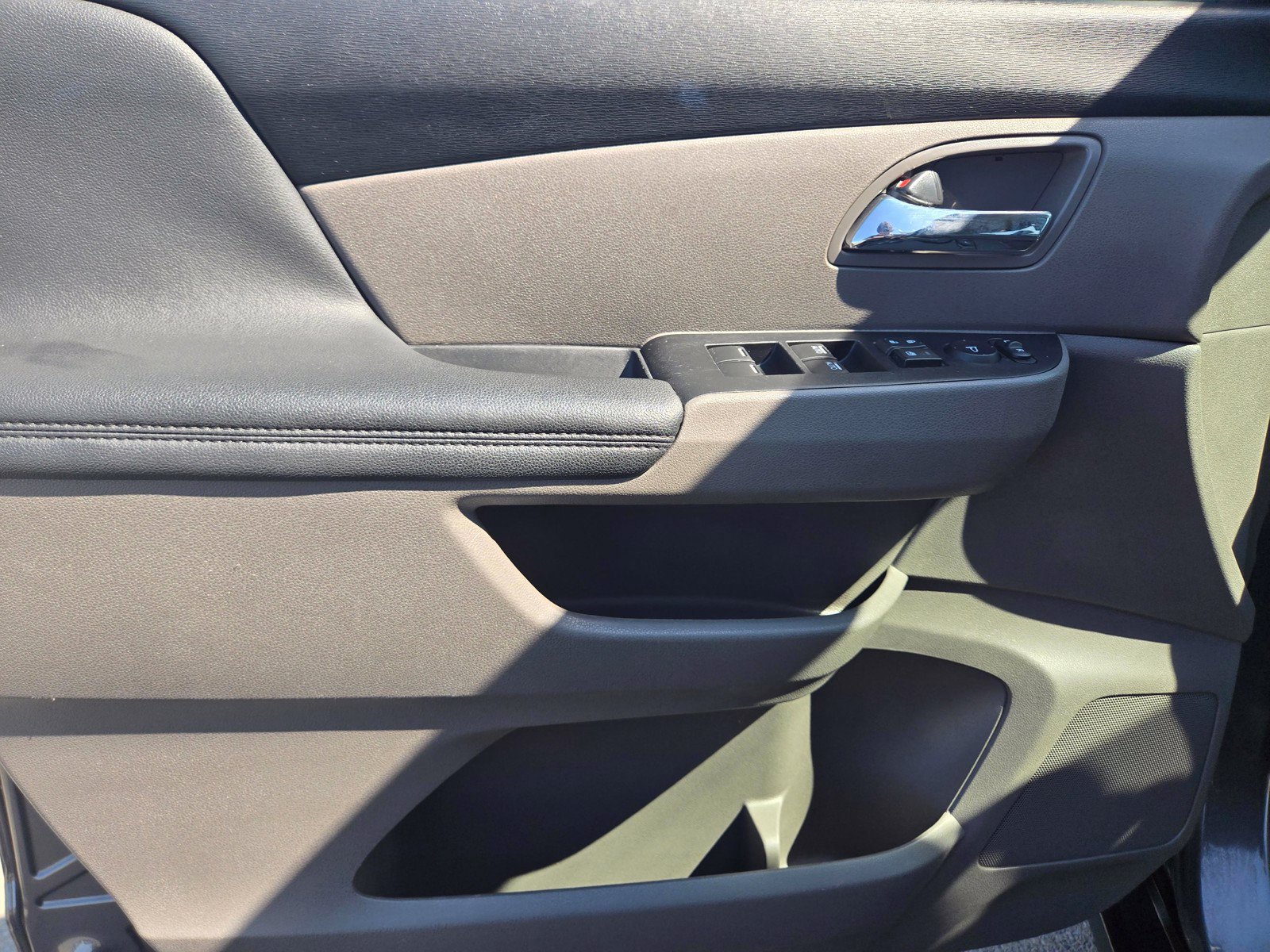 Used 2014 Honda Odyssey EX-L image 15