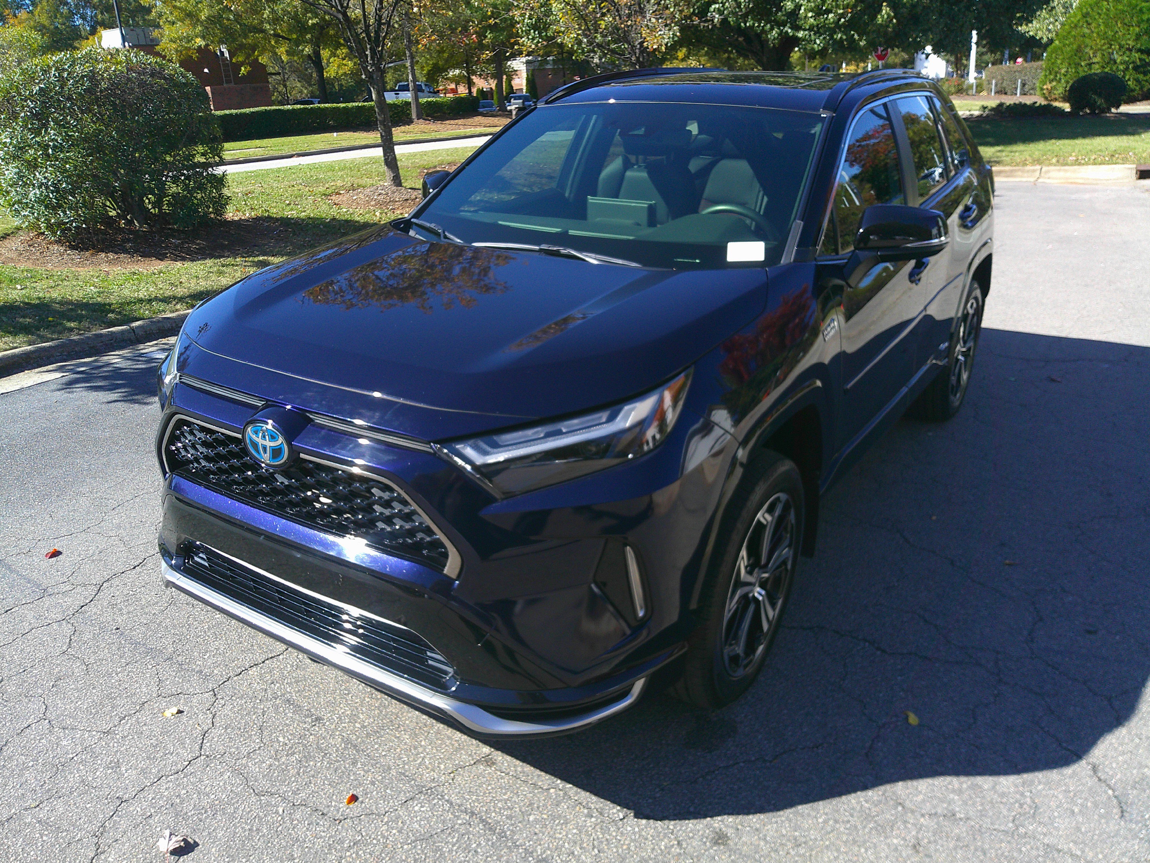 Used 2022 Toyota RAV4 XSE image 5