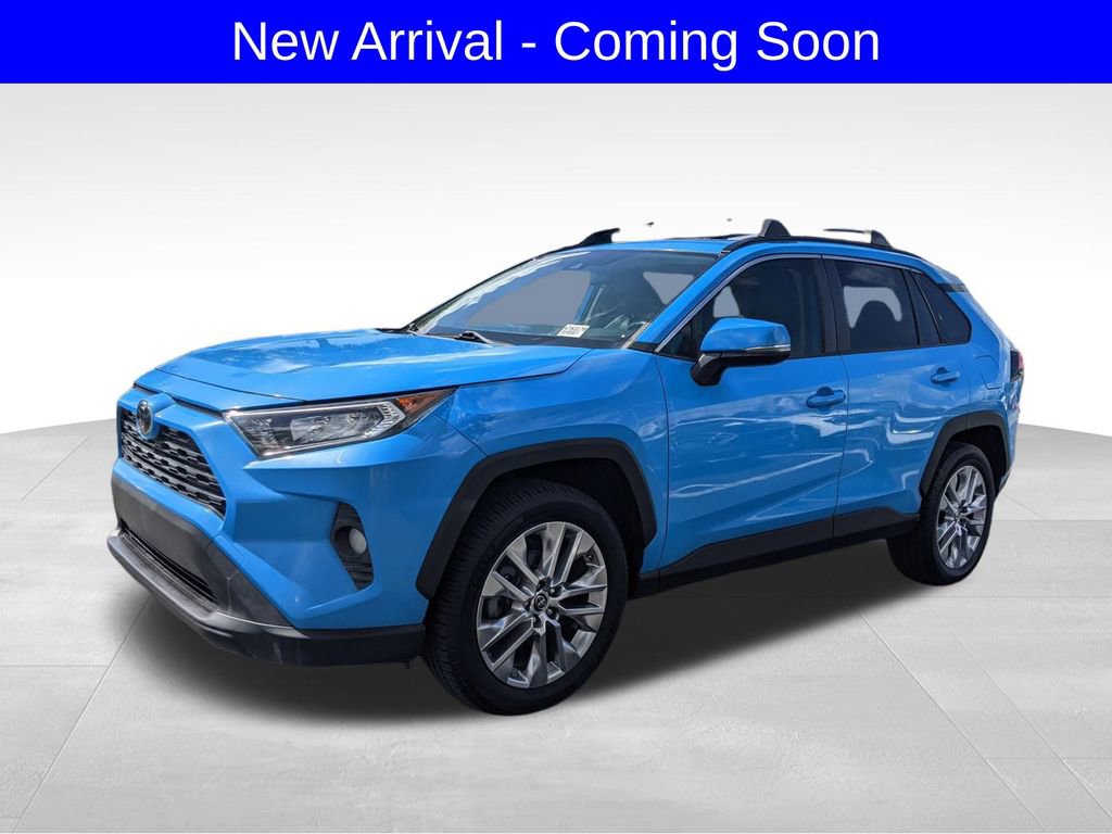 Used 2019 Toyota RAV4 XLE Premium image 5