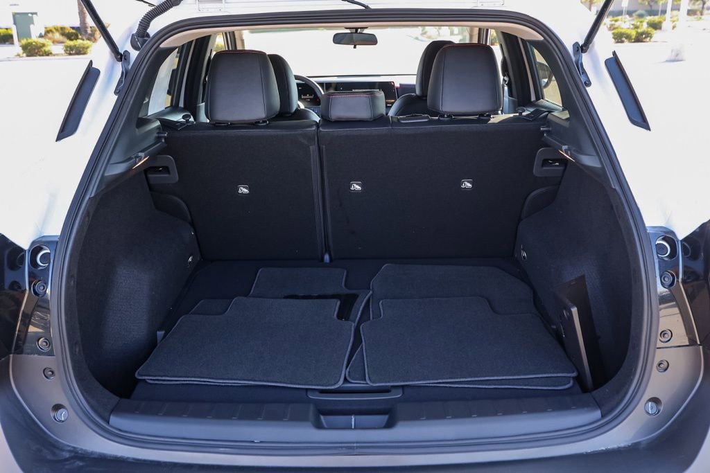 New 2026 Nissan Kicks SR image 16