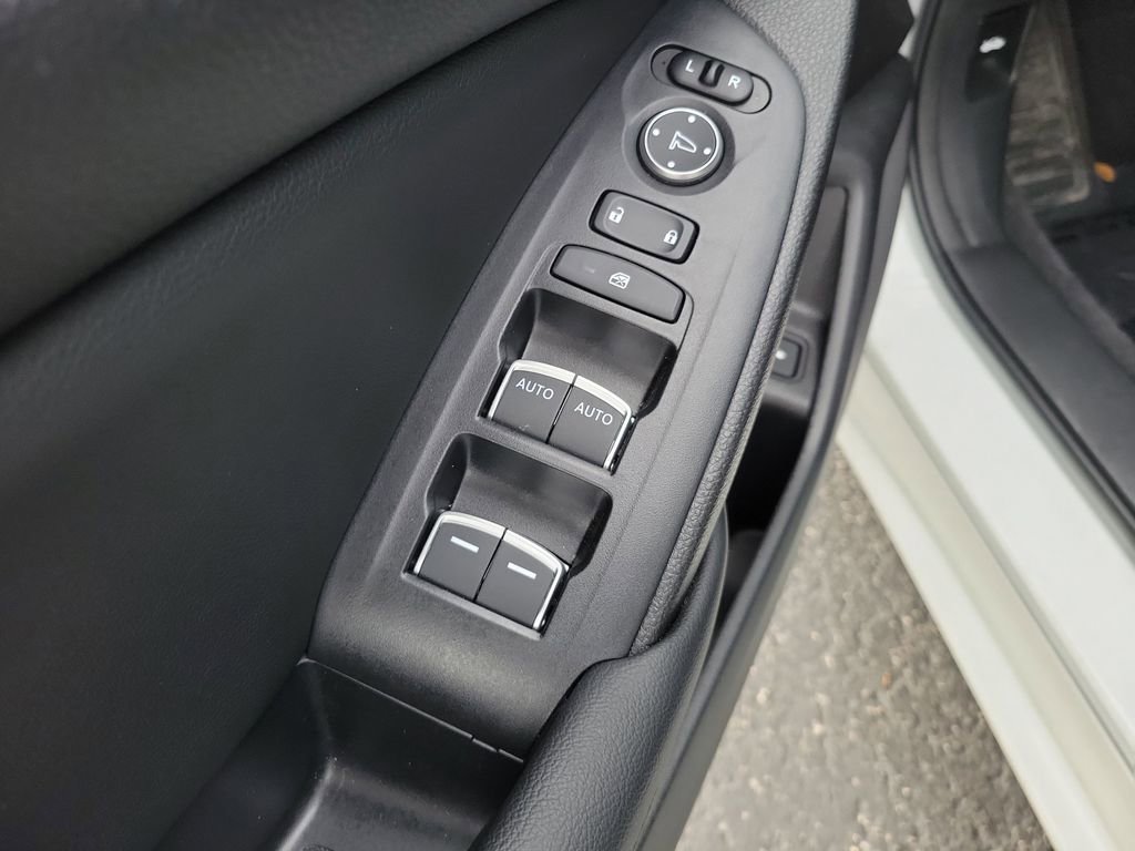 Used 2022 Honda Accord Sport image 16