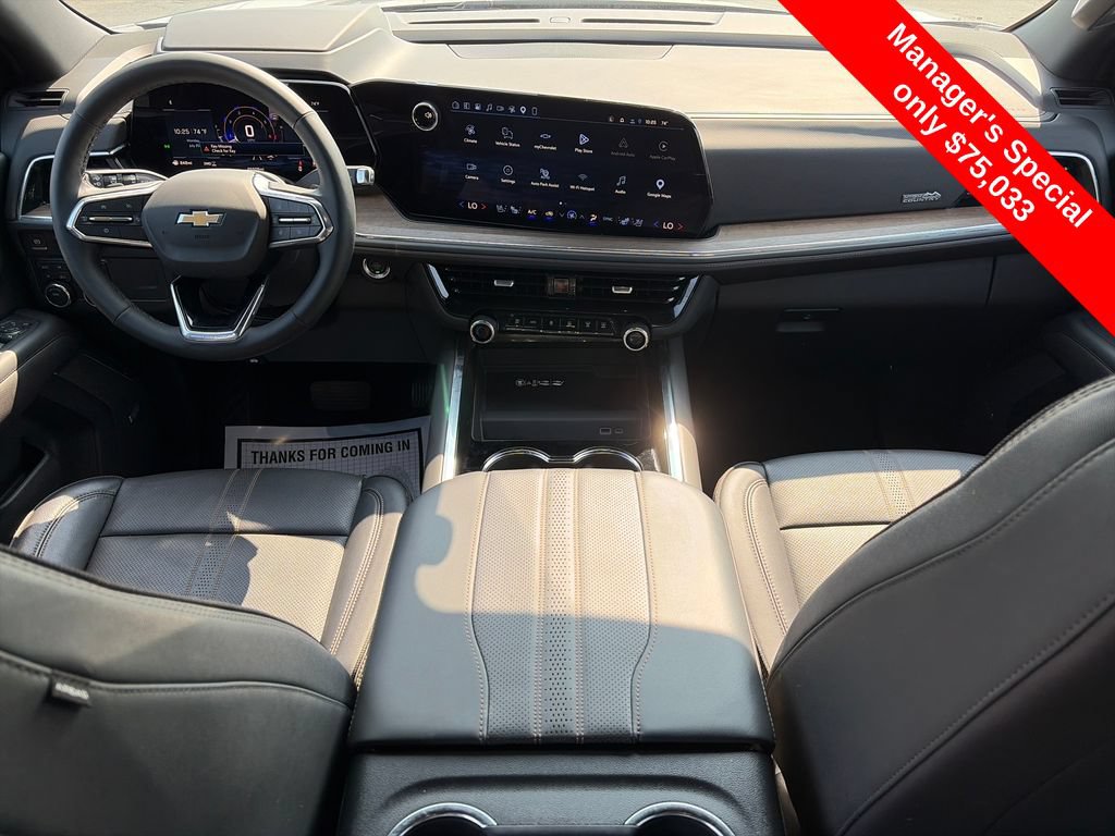 Used 2025 Chevrolet Tahoe High Country AWD/4WD image 12