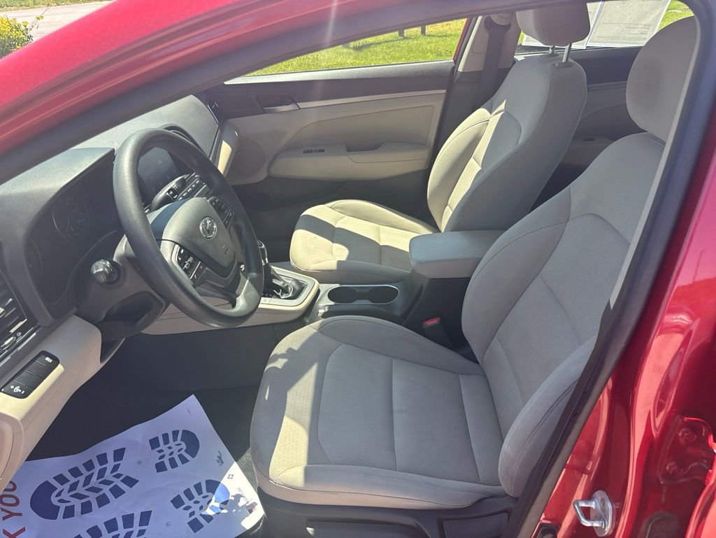 Used 2017 Hyundai Elantra SE FWD image 10