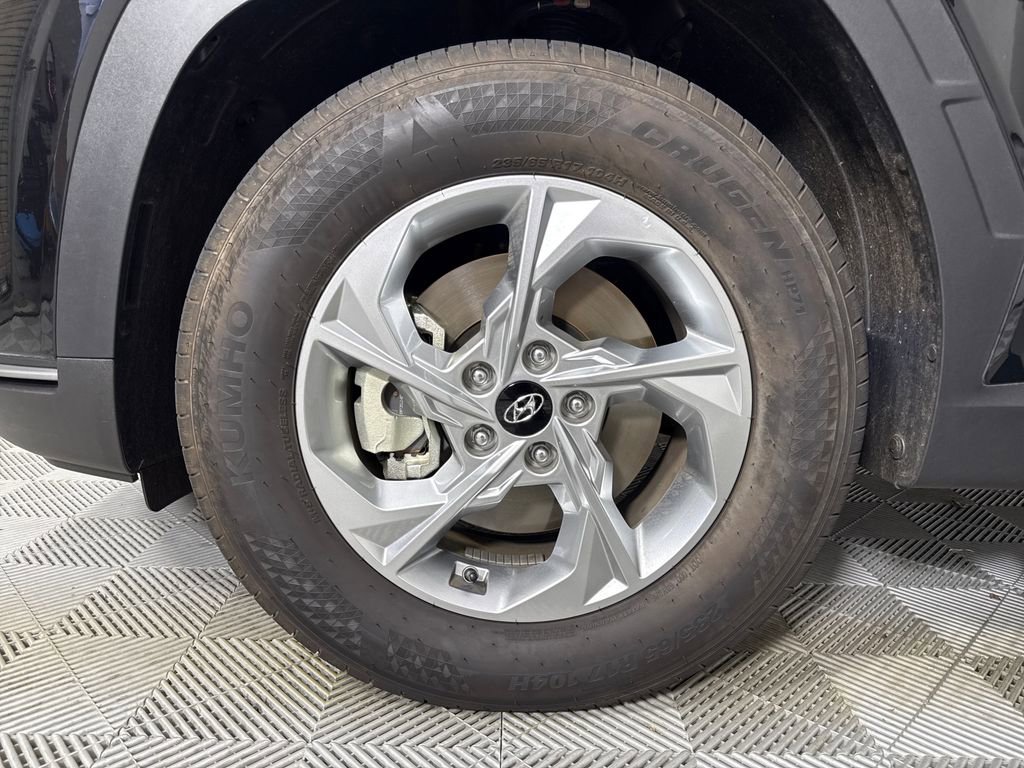 Certified 2024 Hyundai Tucson SE FWD image 22