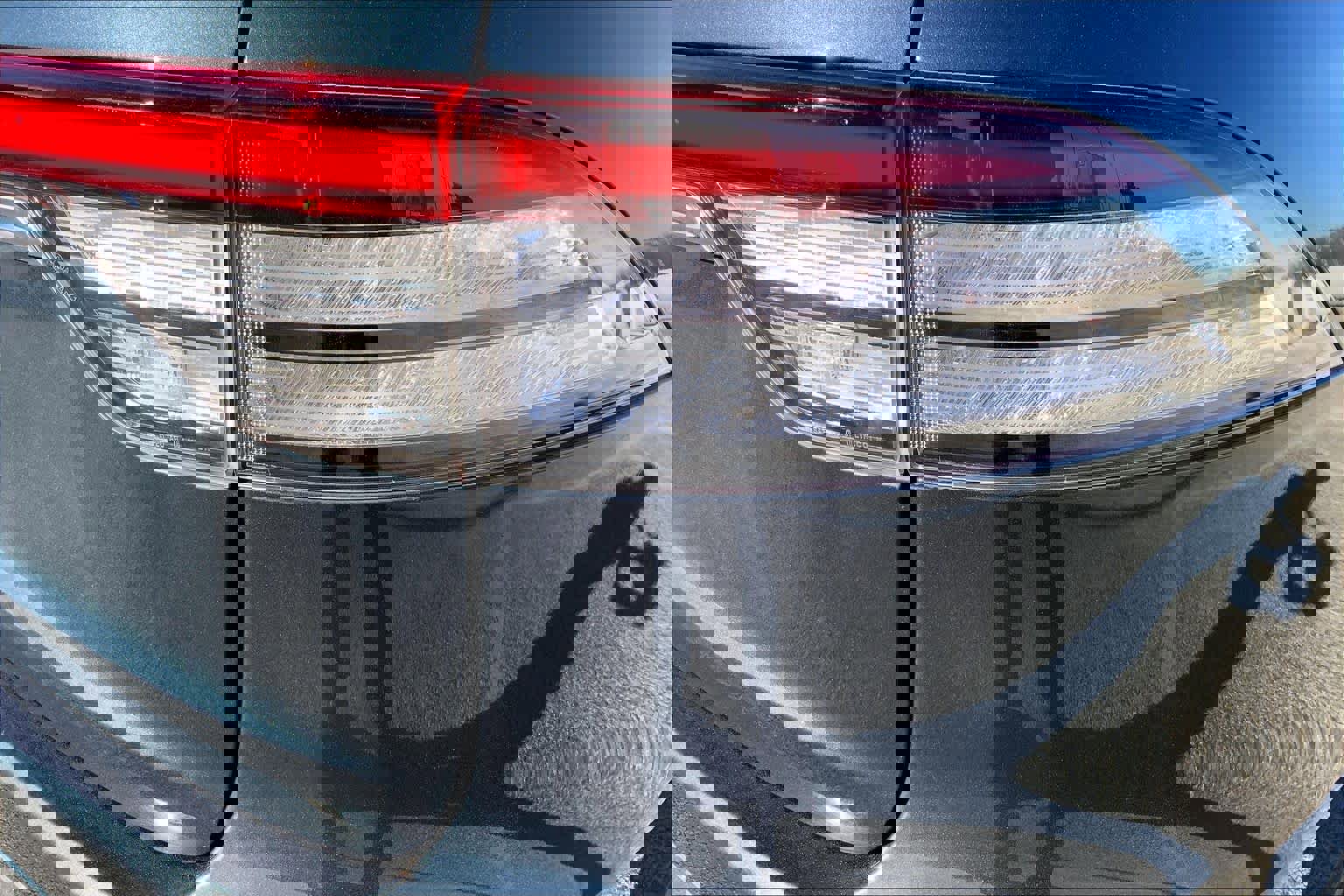 Used 2022 Lincoln Aviator Reserve w/ Equipment Group 201A image 30