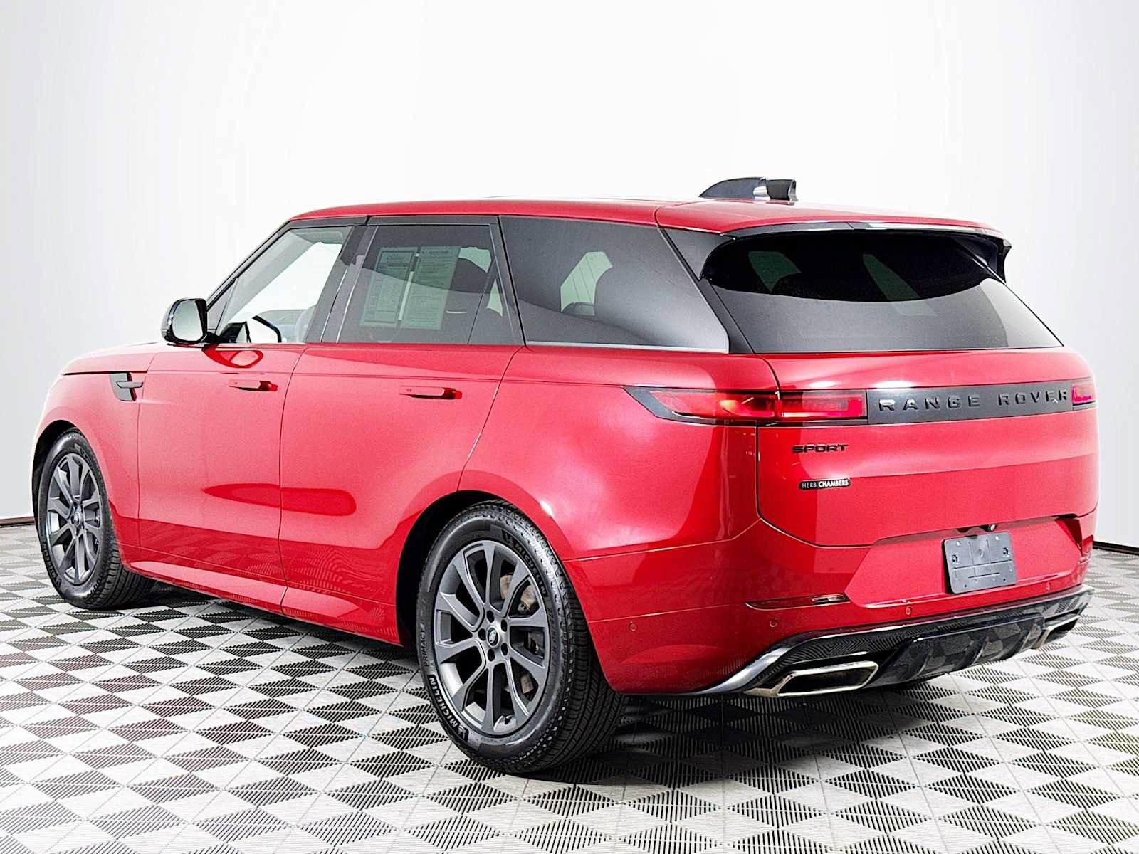 Certified 2024 Land Rover Range Rover Sport Dynamic SE AWD/4WD image 7