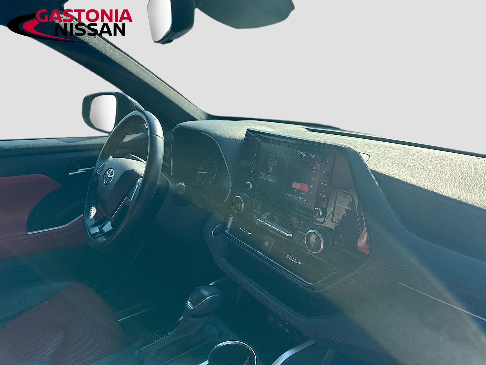 Used 2021 Toyota Highlander XSE image 33