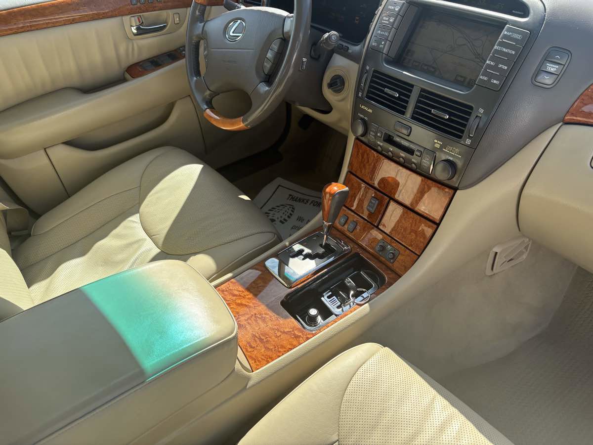 Used 2005 Lexus LS 430 image 30