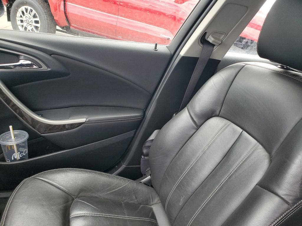 Used 2016 Buick Verano Premium w/ Driver Confidence Package FWD image 13