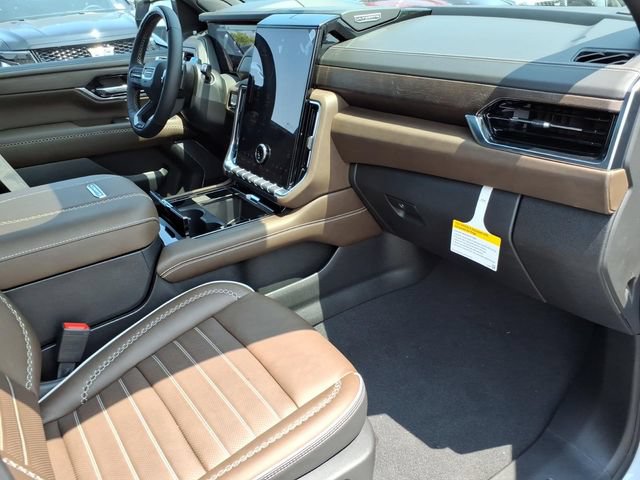 New 2026 GMC Yukon XL Denali Ultimate AWD/4WD image 26