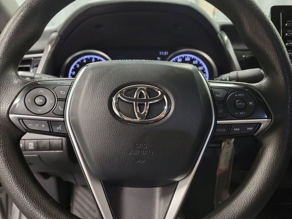 Used 2023 Toyota Camry LE image 18