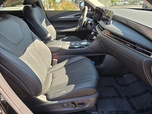 Certified 2026 INFINITI QX60 Pure w/ Family Package AWD/4WD image 21