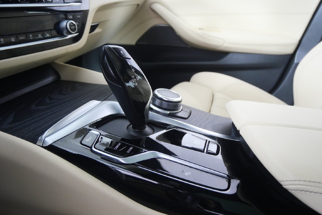 Used 2022 BMW 530i RWD image 24