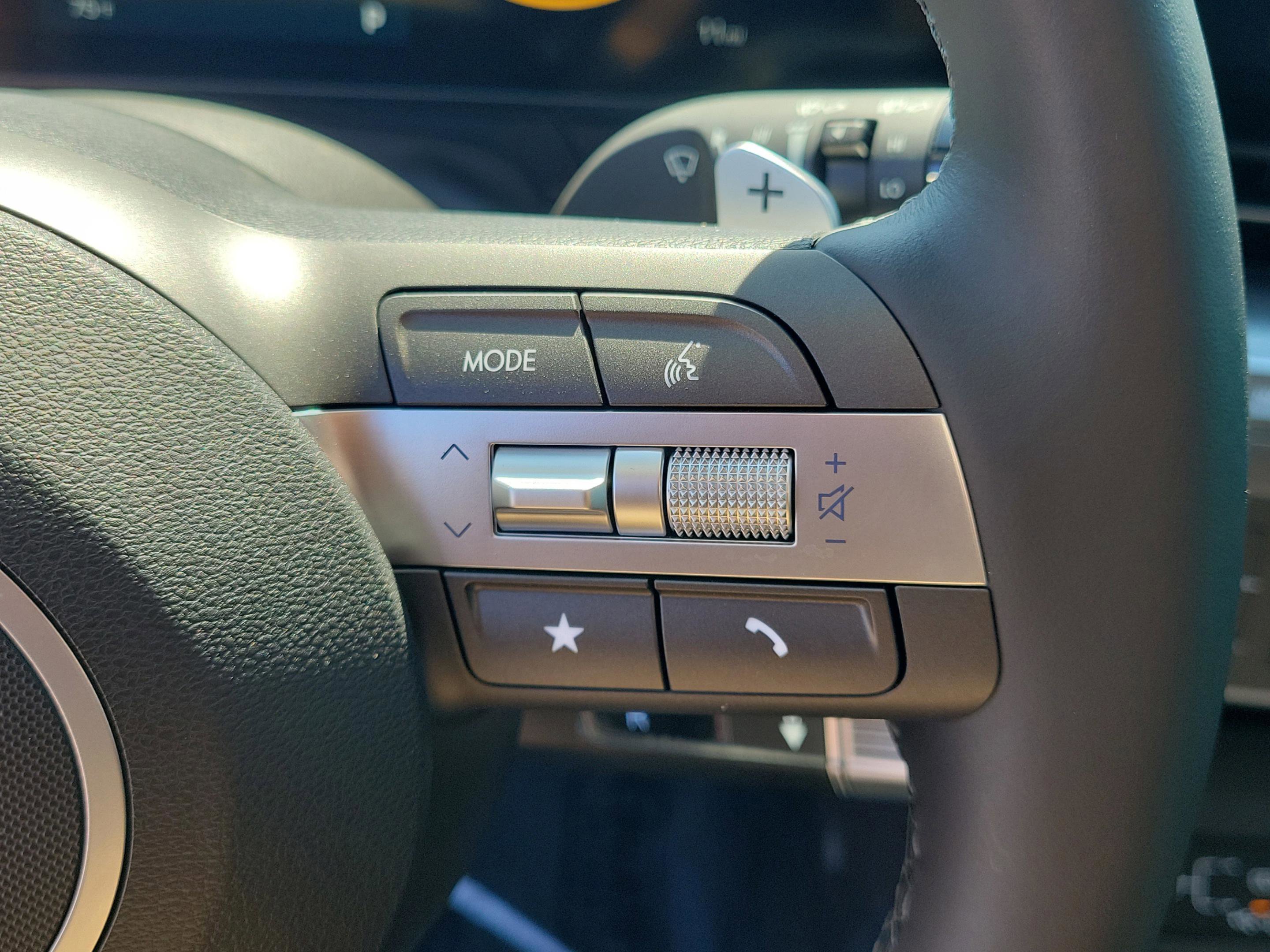 New 2026 Hyundai Kona SEL Premium image 25