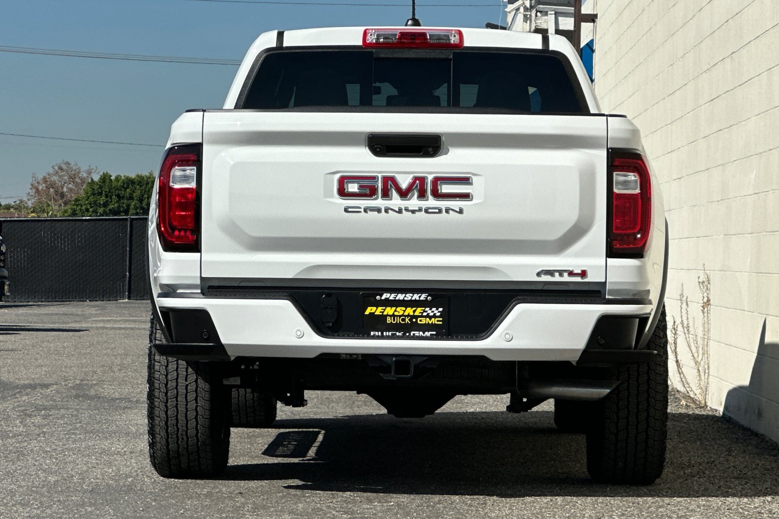 Certified 2026 GMC Canyon AT4 AWD/4WD image 5