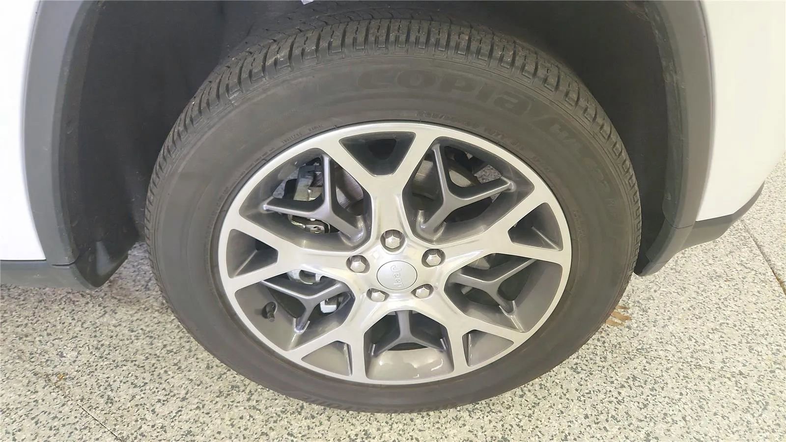 Used 2022 Jeep Grand Cherokee Limited w/ Trailer Tow Group IV image 13