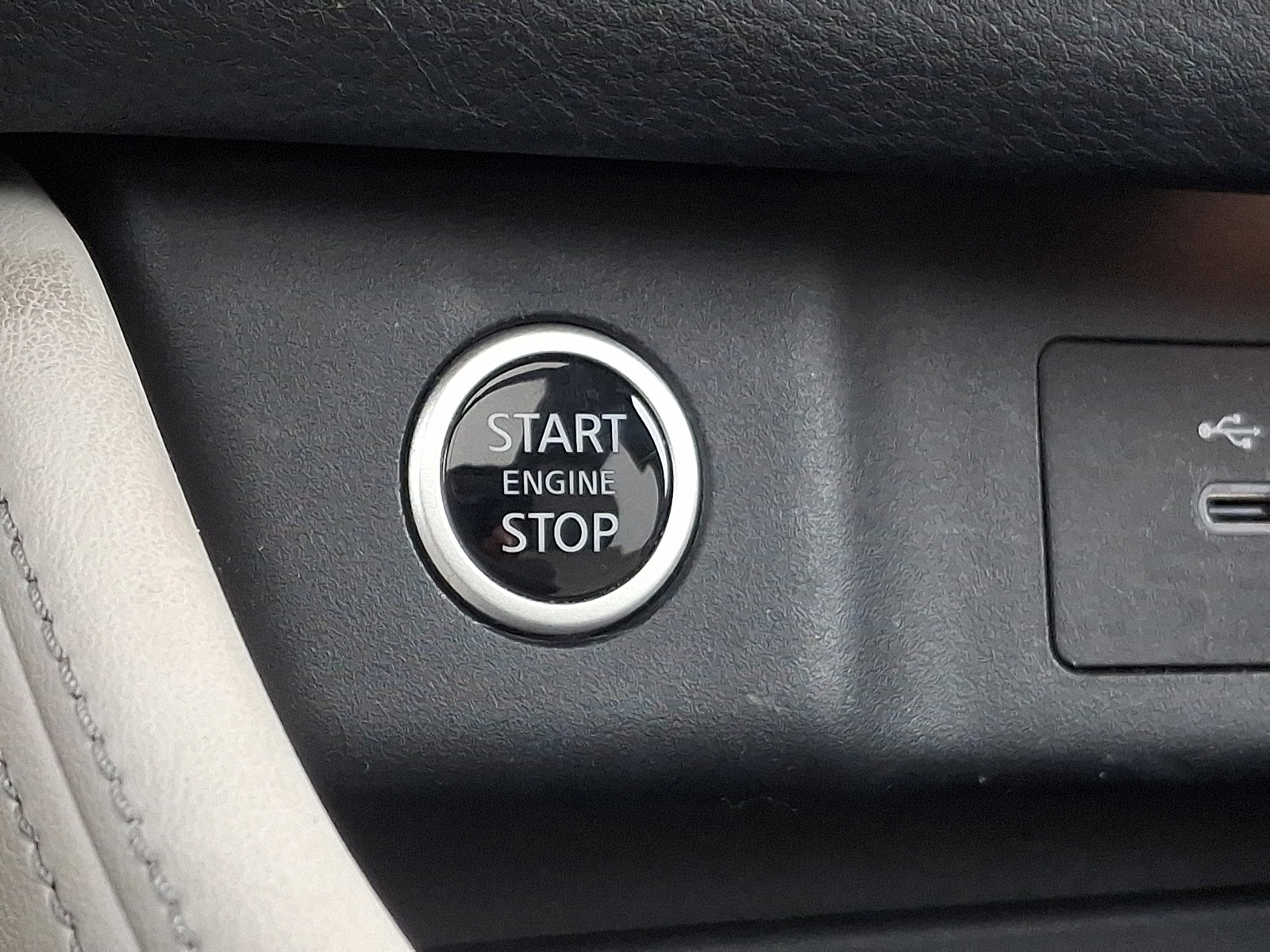 Used 2021 Nissan Rogue SL w/ Premium Package AWD/4WD image 23