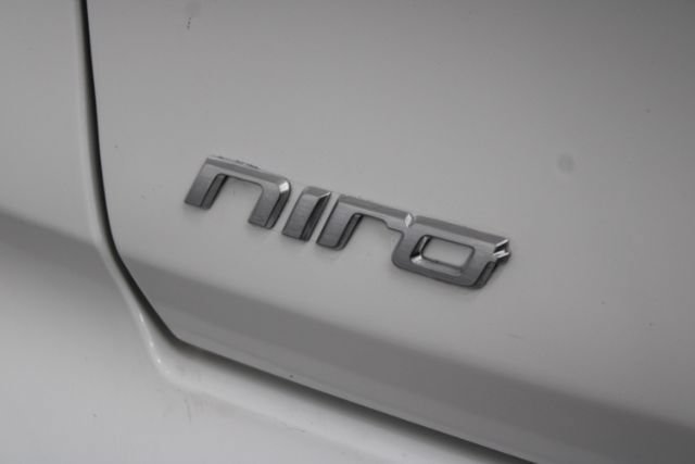 Used 2018 Kia Niro LX FWD image 5