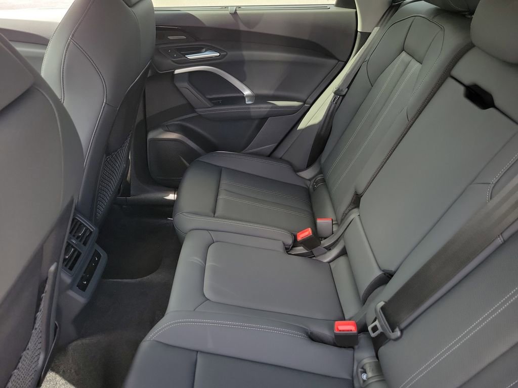 New 2025 Audi Q5 Prestige image 26
