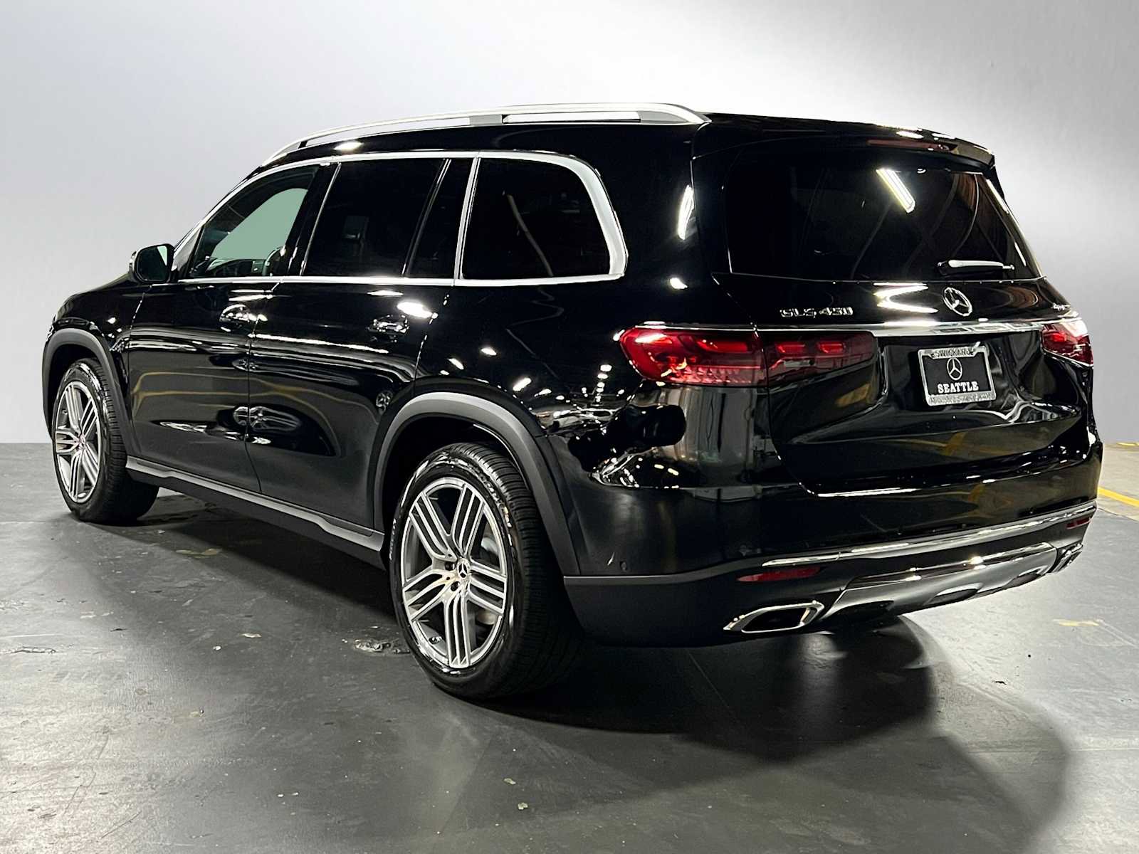 New 2026 Mercedes-Benz GLS 450 4MATIC image 5
