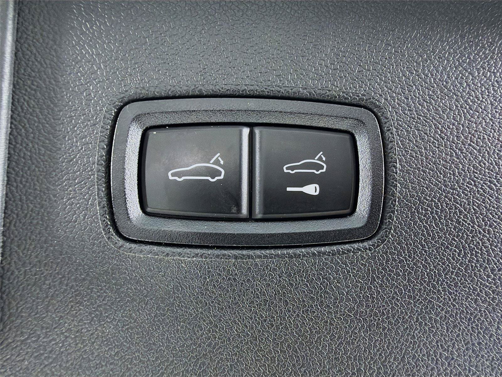 Certified 2023 Porsche Cayenne Platinum Edition AWD/4WD image 23