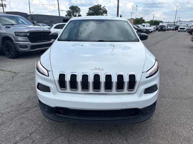 Used 2015 Jeep Cherokee Sport AWD/4WD image 4