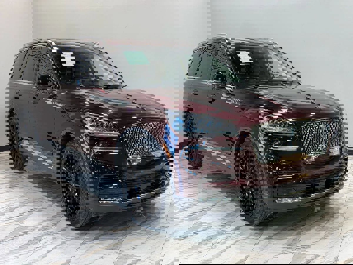 Used 2022 Lincoln Aviator Reserve w/ Equipment Group 201A image 4