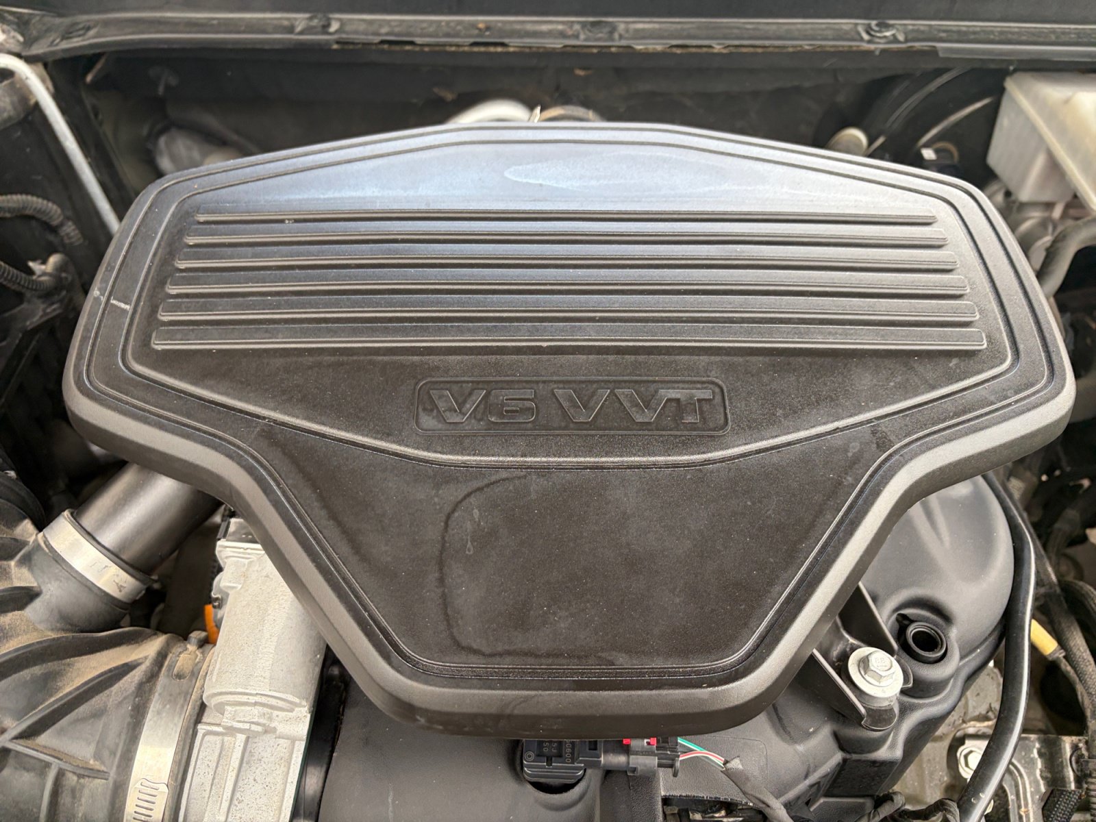 Used 2020 GMC Acadia SLT AWD/4WD image 32