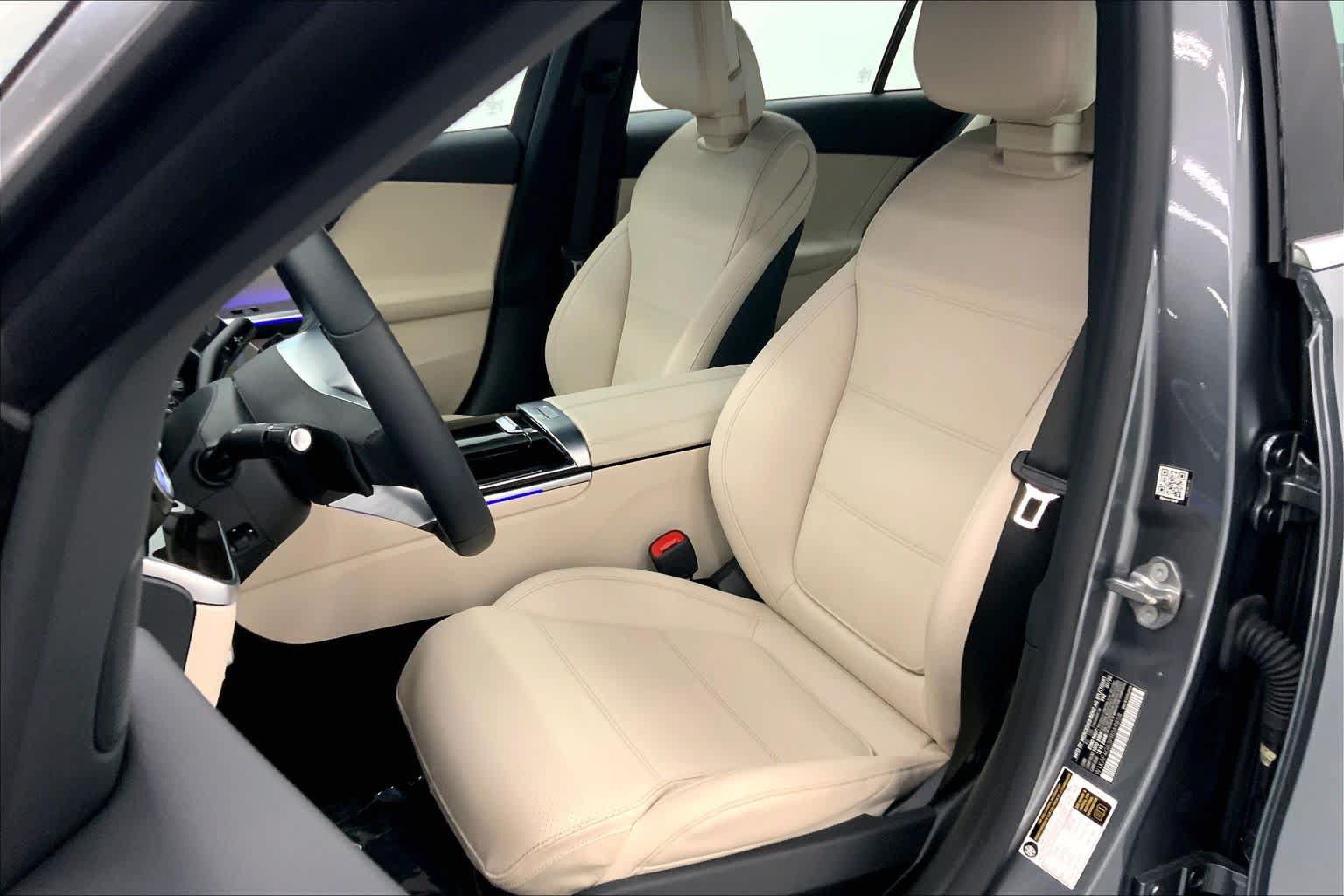 Used 2023 Mercedes-Benz C 300 Sedan image 21