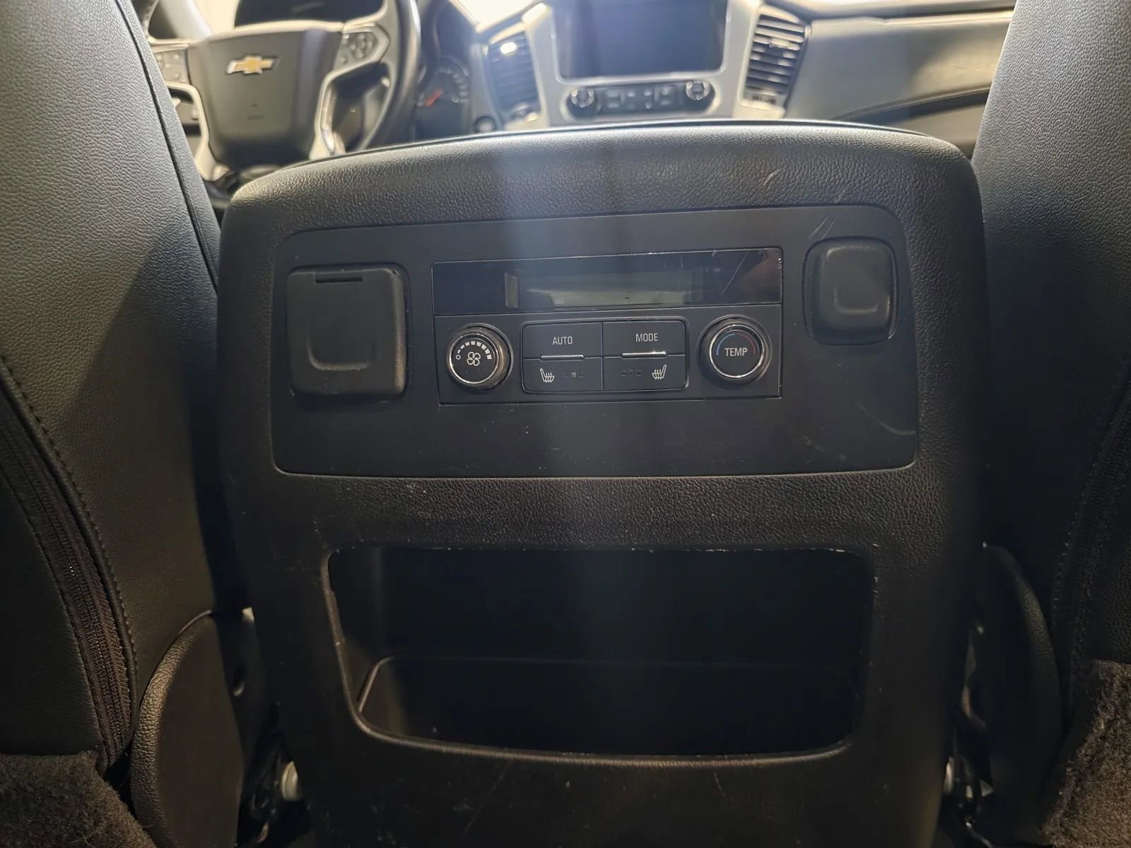 Used 2017 Chevrolet Tahoe Premier AWD/4WD image 28
