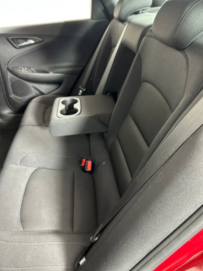 Used 2024 Chevrolet Malibu LT image 17