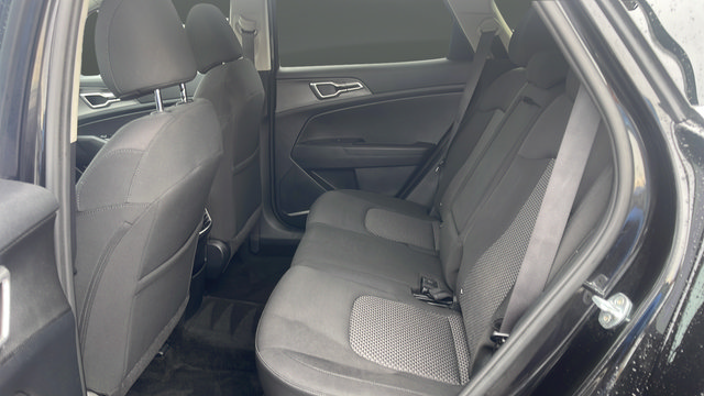 Certified 2023 Kia Sportage LX AWD/4WD image 25