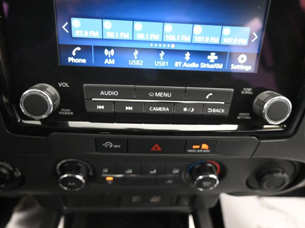 Used 2023 Nissan Frontier SV image 24