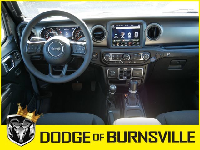 Used 2023 Jeep Gladiator Sport AWD/4WD image 14