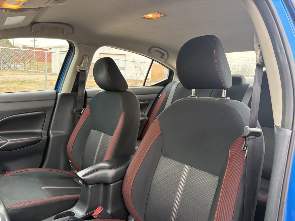 Used 2024 Nissan Versa SR image 18
