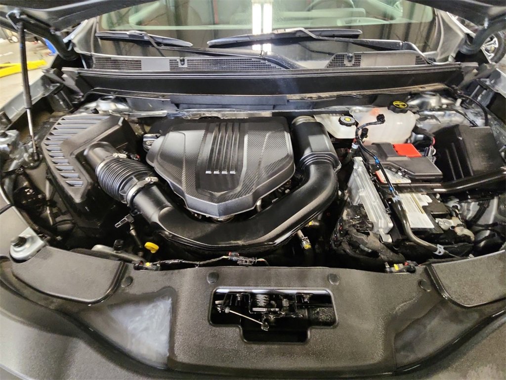 Certified 2024 Chevrolet Traverse RS w/ LPO, Floor Liner Package image 27