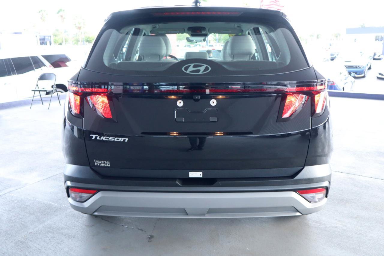 Used 2026 Hyundai Tucson SE FWD image 8